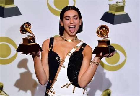 Dua Lupa celebró la supremacía de la mujer tras ganar el Grammy Hoy ...