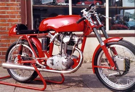 Ducati 125cc GP Classic Motorcycle Pictures