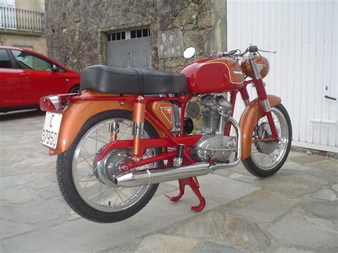 Ducati 175 TS de 175 cc de 1965   lamaneta