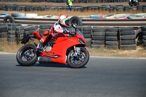 Ducati Canarias vuelve en septiembre al aula del Circuito ...