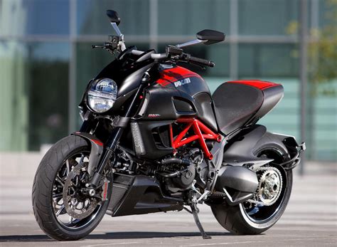 Ducati Diavel Carbon: ficha tecnica+fotos+videos   Taringa!