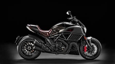 Ducati Diavel   Sport Cruiser con estilo inconfundible