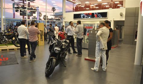Ducati inauguró su concesionario oficial en Mendoza   16 ...