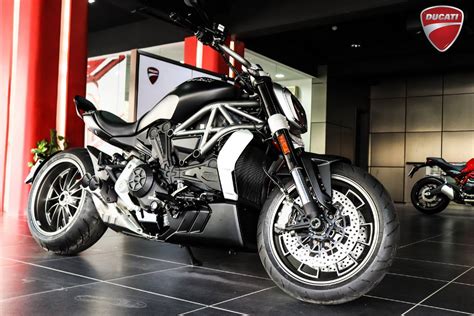 Ducati India reduces prices after Import Duty reduction ...