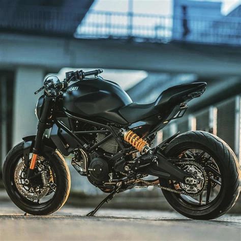 Ducati Monster   $ 120,000 en Mercado Libre
