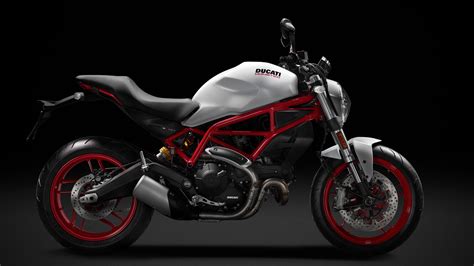 Ducati Monster 797: the legendary Italian naked