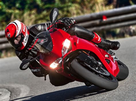 Ducati Panigale 959 2019 Ducati Red ⋆ Motorcycles R Us