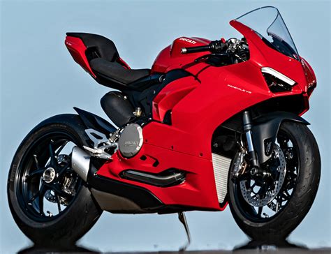 Ducati Panigale V2 2020   Fiche moto   Motoplanete
