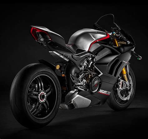 Ducati Panigale V4 SP: más ligera y exclusiva