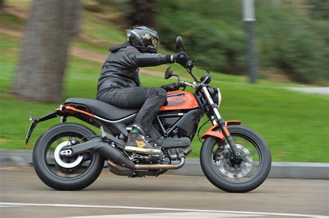 Ducati Scrambler Sixty2 Review   44Teeth | Motorcycle Lifestyle