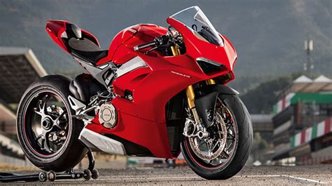 Ducati Store News | Panigale V4 Launch Night