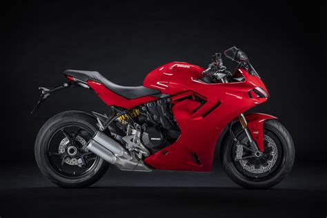 Ducati Supersport 950 2021 Precio, fotos, ficha técnica y motos rivales