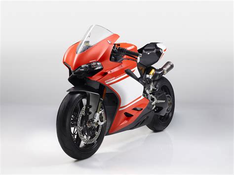 Ducati: todas las motos y sus precios actualizados ...