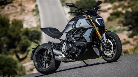 Ducati’s New Diavel 1260 S Is a Cruiser with Sport Bike ...