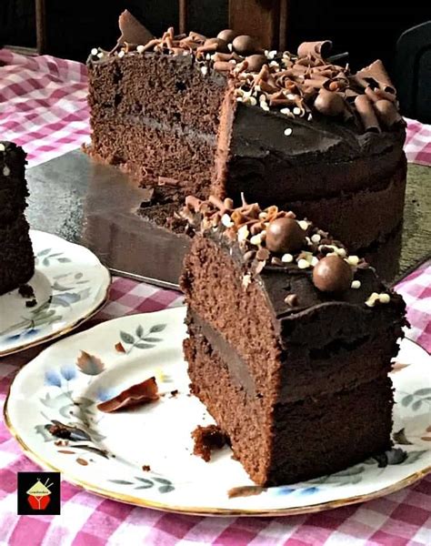 Easy Chocolate Party Cake, a lovely easy cake recipe made ...