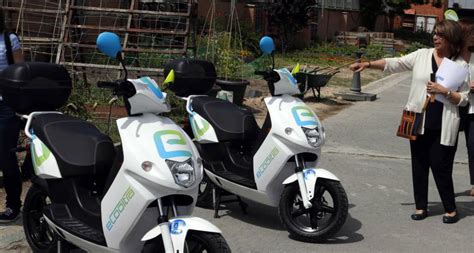 eCooltra Motosharing: Madrid estrena un alquiler de motos ...