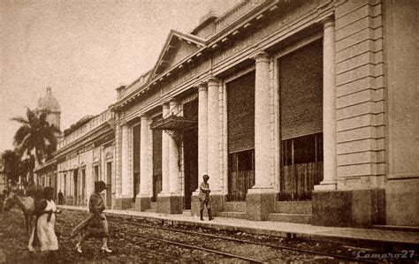 Edificio del Banco Agrícola Comercial, San Salvador El Sal ...