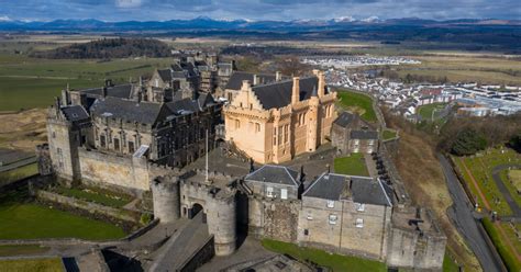 Edinburgh Castle, Stirling Castle and Urquhart Castle ...