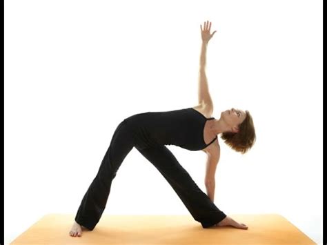 Ejercicios de yoga para la etapa de menopausia   YouTube