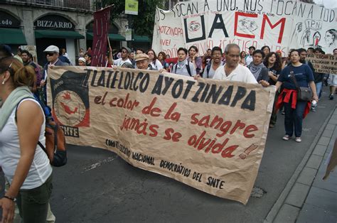El 2 de octubre no se olvida : A 50 años de la matanza de Tlatelolco ...