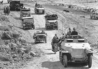 El Afrika Korps atraviesa la frontera egipcia y vuelve a ...