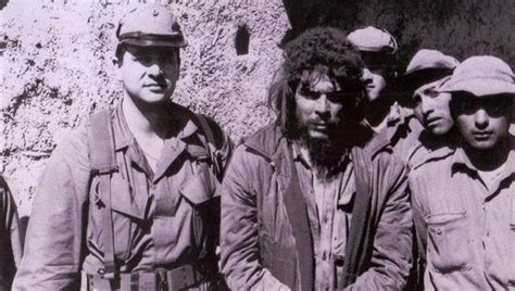 El agente de la CIA que atrapó al Che Guevara: «Fidel ...