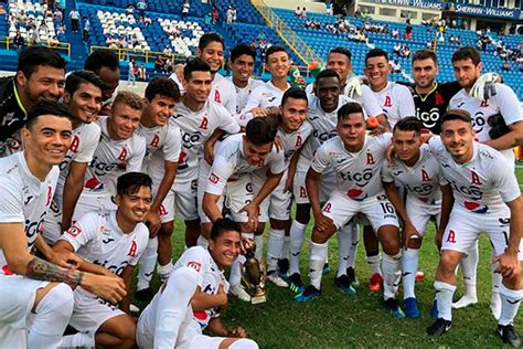 El Alianza FC salvadoreño rechaza participar en el Trofeo ...