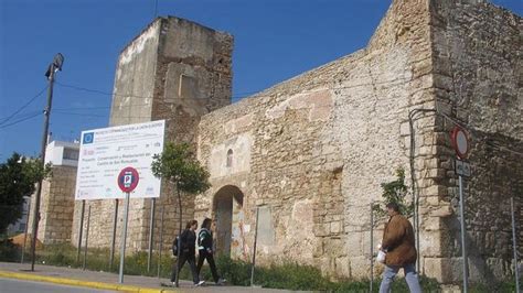El arquitecto del Castillo San Romualdo pide que no se le utilice en ...