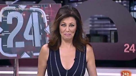 El ataque de risa de la presentadora del Canal 24 Horas de TVE en pleno ...