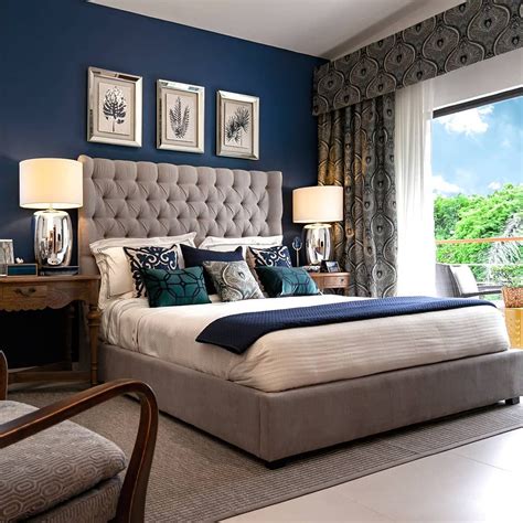 El azul es un color muy útil para las habitaciones porque favorece el ...