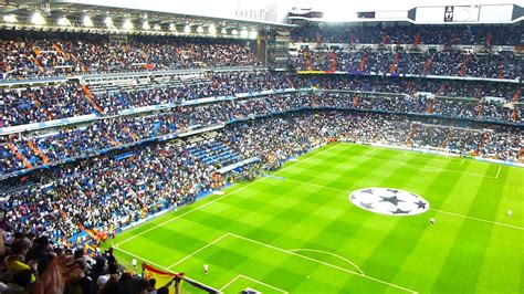El Bernabéu canta el himno del Madrid. Real Madrid ...