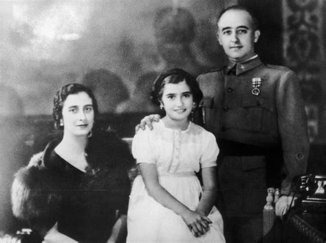 El blog de  Acebedo : Francisco Franco y Carmen Polo contrajeron ...