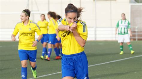 El Cádiz Femenino ya es campeón y señala al ascenso   AS.com
