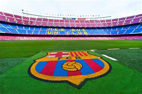 El Camp Nou abre para que puedas jugar con tus amigos   Barcelona Secreta