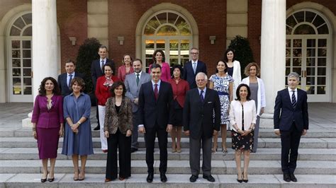El Consejo de Ministros de Rajoy era un 27% más rico que ...