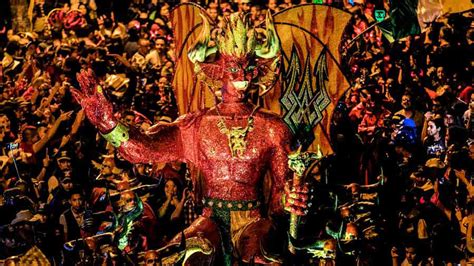 El Diablo  desfila  en colorido carnaval de Colombia | elsalvador.com