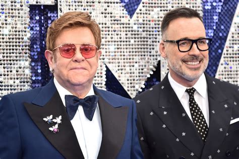 El drama de Elton John: su ex mujer le pide 3,2 millones por revelar ...