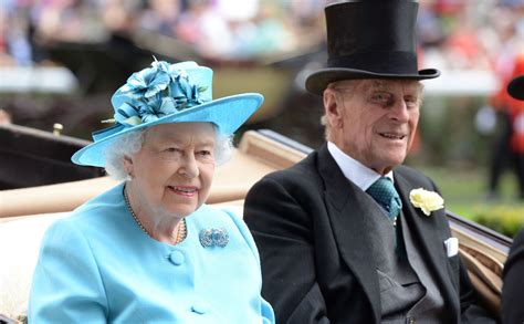 El duque de Edimburgo, marido de la reina Isabel II, se retira de la ...