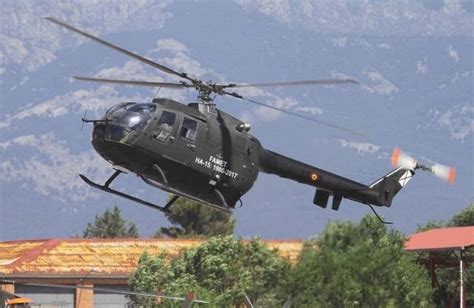 El Ejército de Tierra despide al helicóptero Bö 105 ...