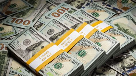 El envío de dinero a México baja durante noviembre – NBC4 Washington