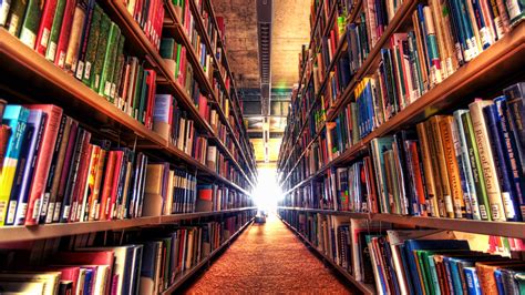 El Espejo Gótico: Biblioteca de libros prohibidos