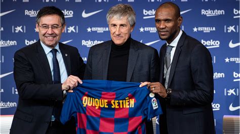 El FC Barcelona presenta a su nuevo técnico Quique Setién ...