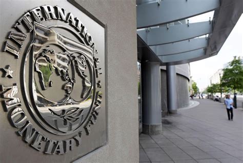 El Fondo Monetario Internacional dio a conocer esta mañana ...