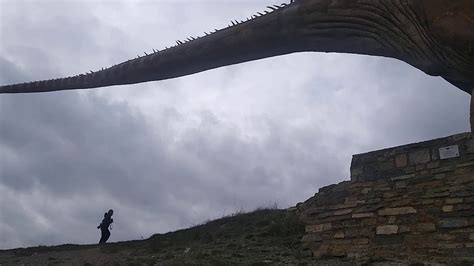 El gran dinosaurio de Fuentes de Magaña, Soria   YouTube