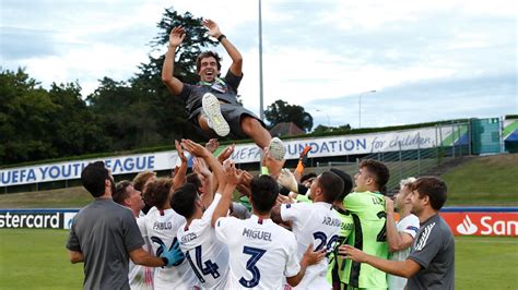 El granadino Óscar Aranda gana la UEFA Youth League con el Real Madrid ...