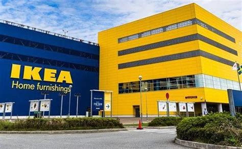El Ikea de Almería, el único que sigue, de momento, en ...