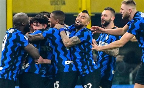 El Inter cambia de nombre y escudo | Deportes | Fútbol ...