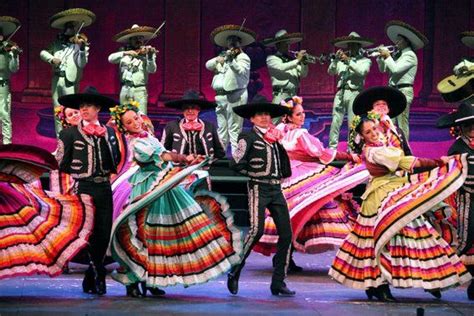 El jarabe tapatío, la danza simbólica de la mexicanidad | Jarabe ...