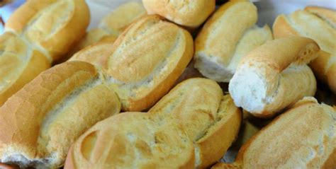El kilo de pan se mantendrá alrededor de los 25 pesos en Tucumán | El ...