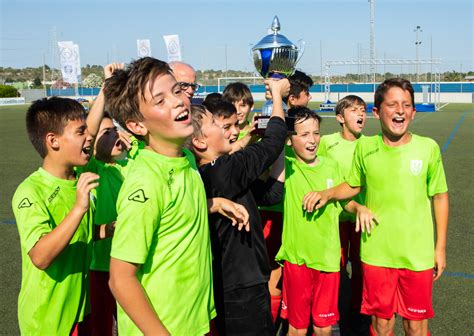 El mejor fútbol base, en la Copa de Campeones   FFCV